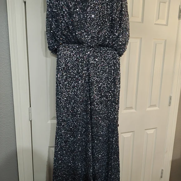 Mac Duggal Evening Gown Size 10 - Picture 3 of 9